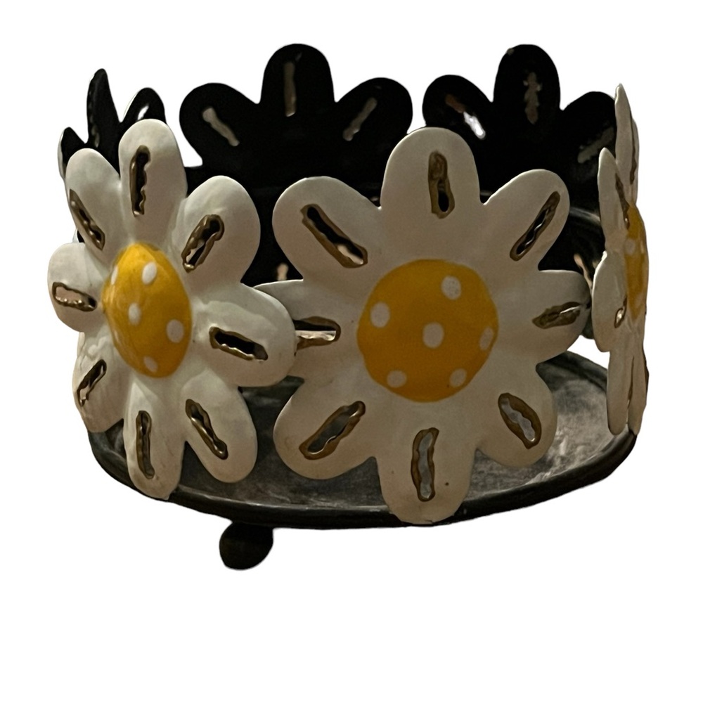 Metal Daisy Flower Candle Holder